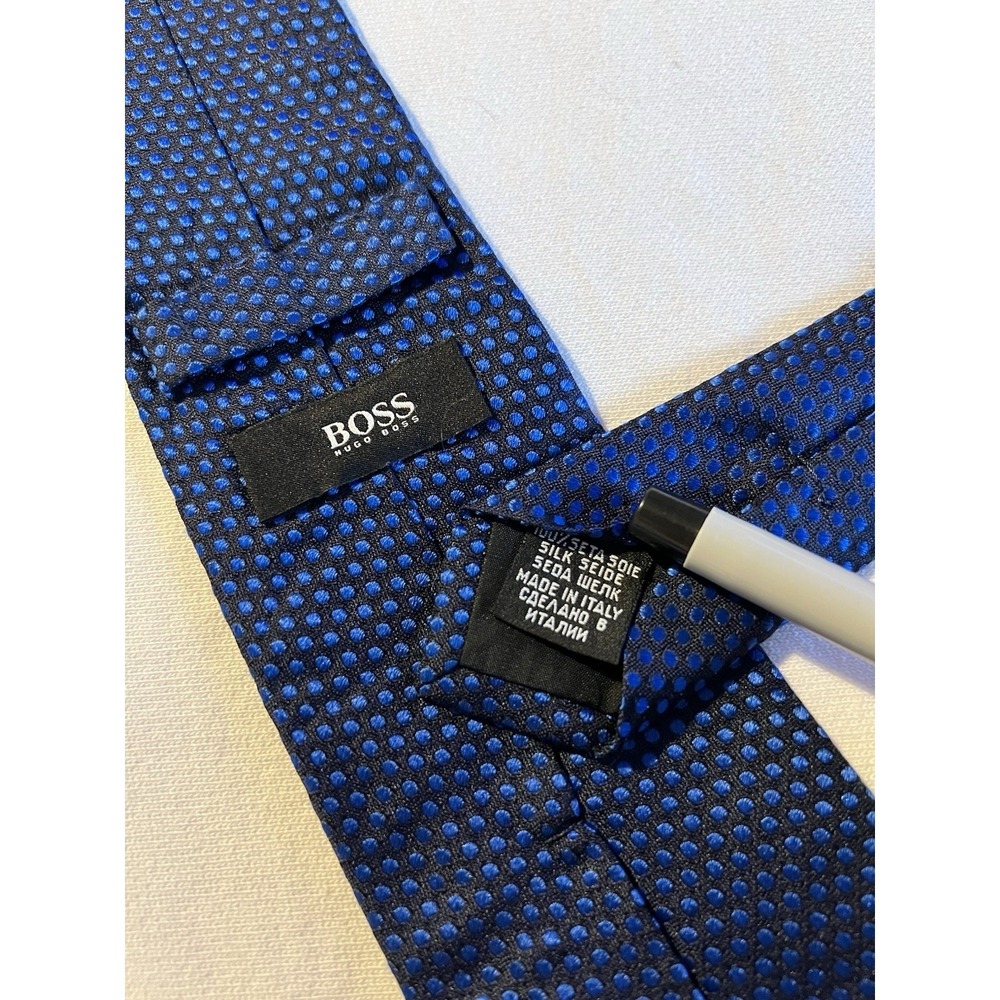 Hugo Boss	Vintage Black Blue Polkadot Woven Thin	 100% Silk	Tie Necktie Italy